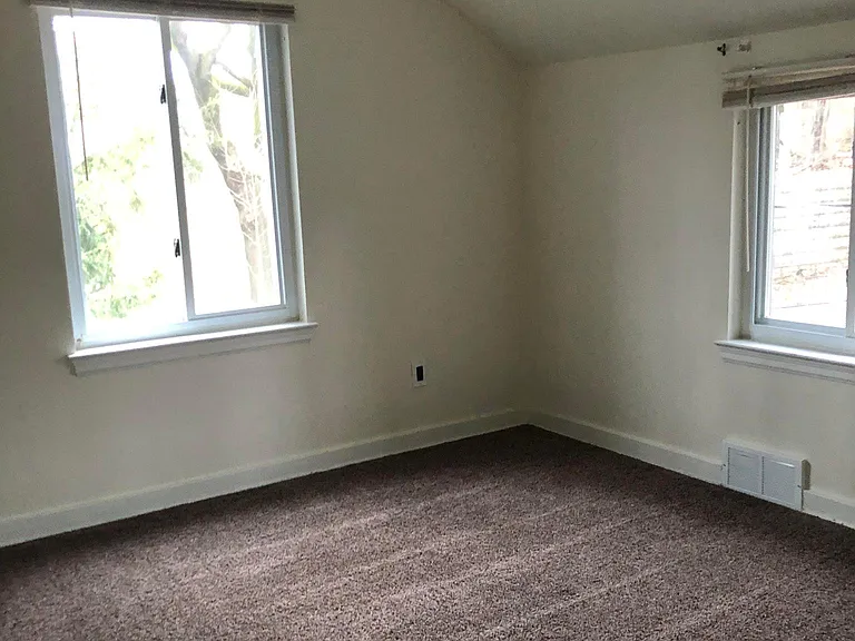 1825 Rosedale Ave #1825 — Photo 7