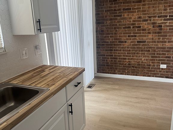 3rd image of 315 E Nepessing St APT 2