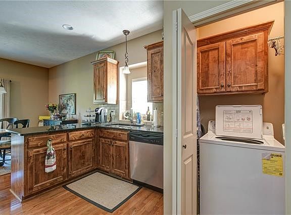 5th image of 1608 NW Primrose St