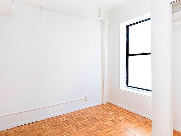 5th image of 37 1/2 Saint Marks Pl #3C