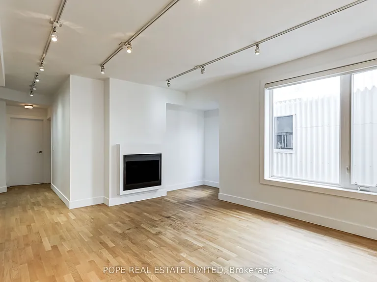 427 Crawford St #4 — Photo 11