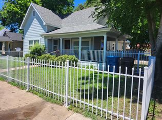 805 W Owings St, Denison, TX 75020