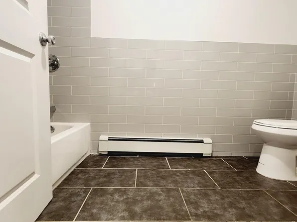 203 Garfield Avenue image 4 of 4