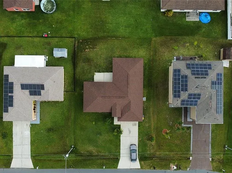 723 Parrot Ct — Photo 27