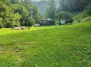 728 Henrys Br, Langley, KY 41645