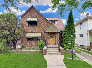 1410 Wayne St, Sandusky, OH 44870