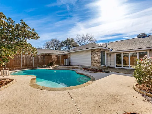 6707 Hillwood Ln Photo 1