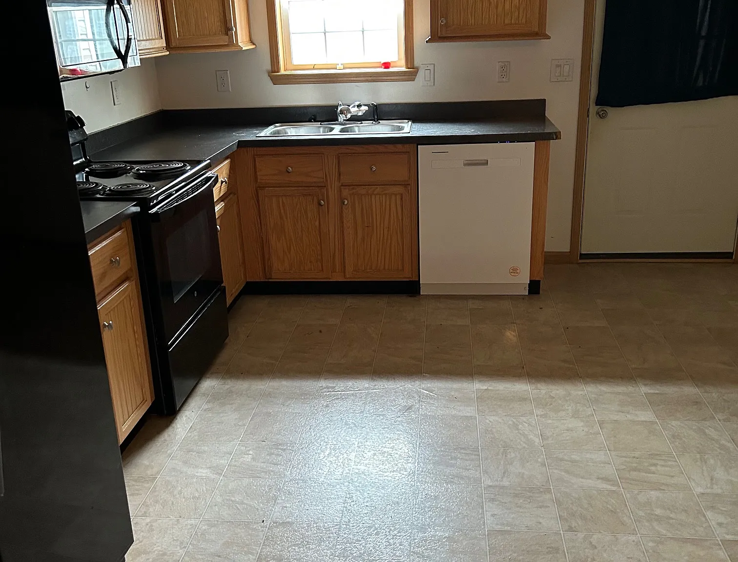 2 bed, 982 sqft, $950 — Photo 3