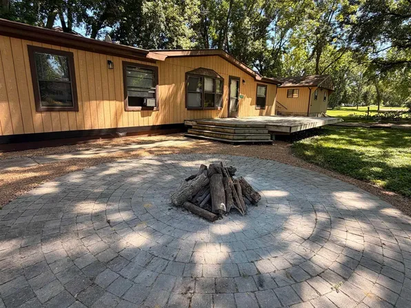 15230 War Eagle Blvd, Spirit Lake, IA 51360