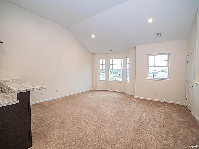 12 Sophia Ct — Photo 12