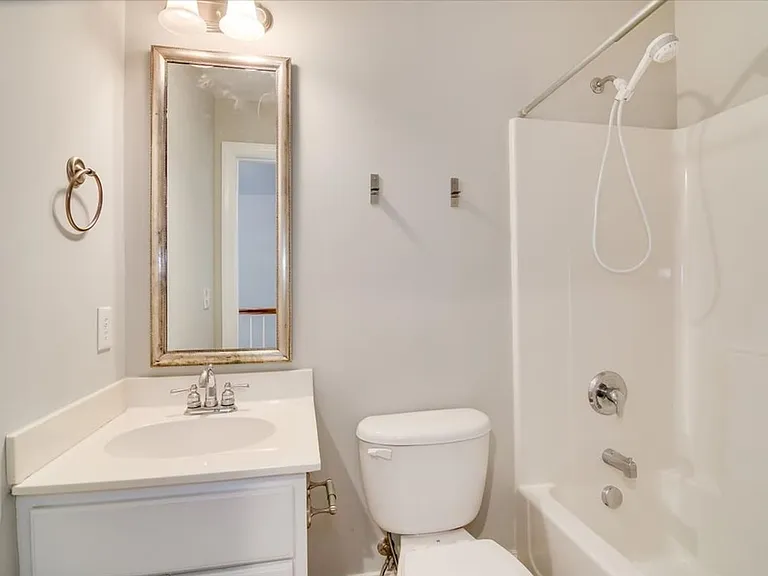 2507 Grier Cir — Photo 18