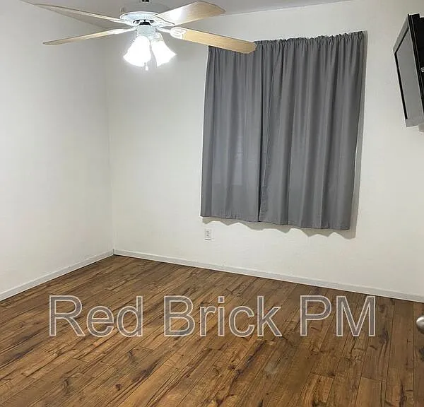 1134 Partridge Dr — Photo 10