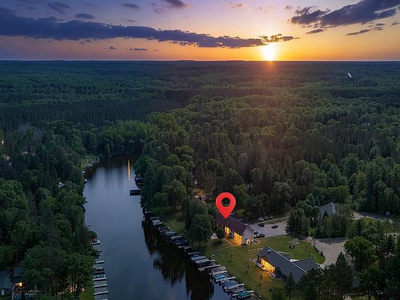3rd image of N10911 Peshtigo River Ln
