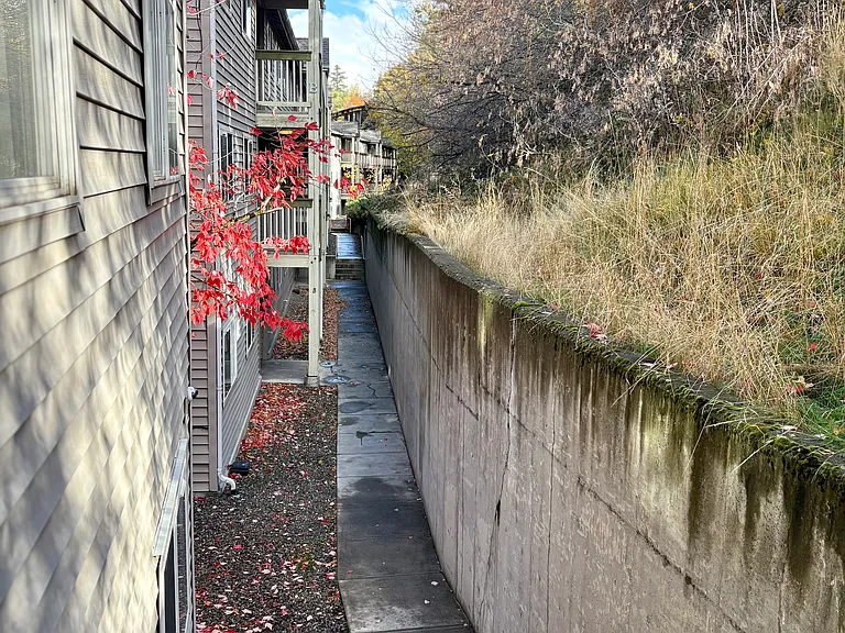 Outlook Apartments — Photo 20