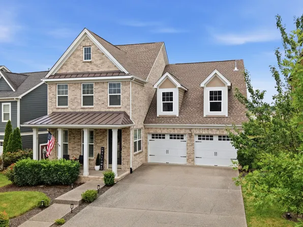 631 Lingering Way, Hendersonville, TN 37075