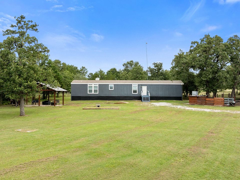 1st image of 319 Berry Creek Dr