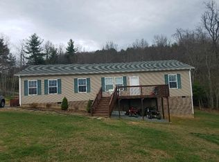 812 Old Barrett Rd, Ennice, NC 28623