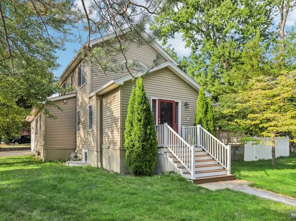 116 Clinton Ave, Hillsdale, NJ 07642