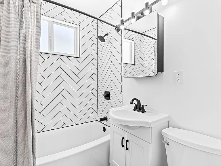 317 Tennyson Rd — Photo 17
