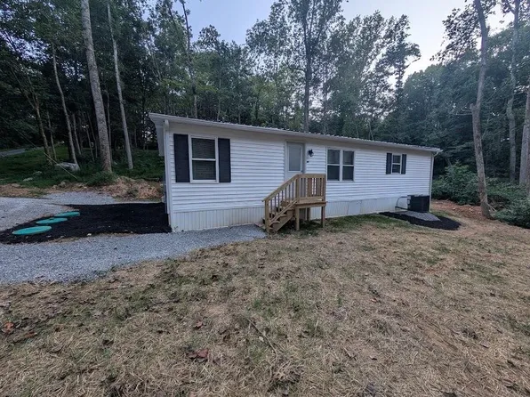 374 Walleye Way, Scottsville, KY 42164