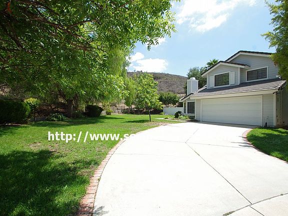 2nd image of 465 Summit Knoll Ct