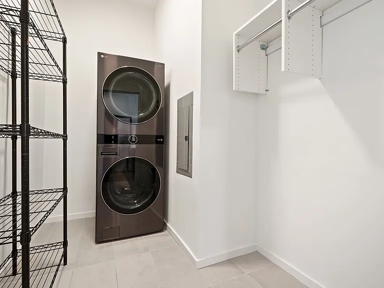 600 Duke St #14 — Photo 17