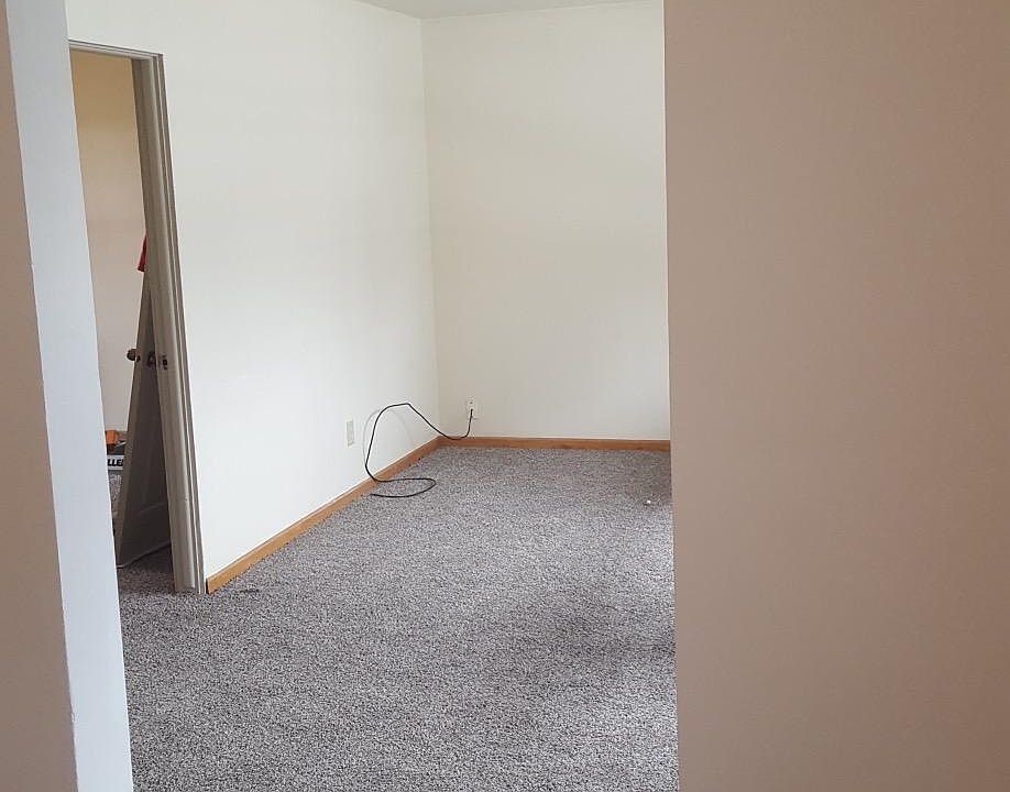 2nd image of 4743 Towle Ave