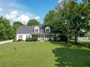 5320 Gum Corner Rd, Otisco, IN 47163