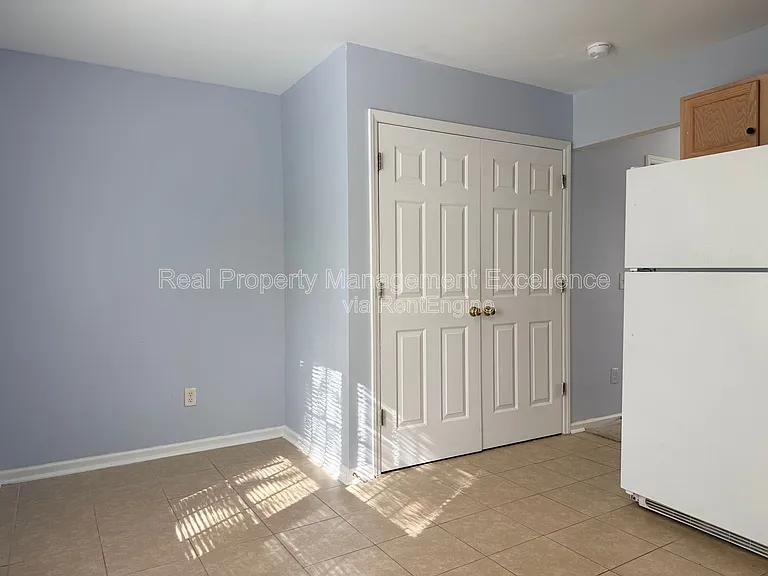 12 Red Ln #B — Photo 9