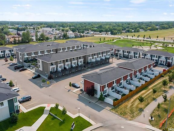 3rd image of UNIT 204-3229 Elgaard DRIVE