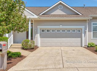 343 Robins Ln NW, Sparta, MI 49345