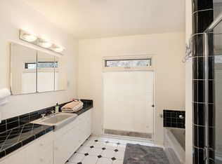 915 Ridgeside Dr, Monrovia, CA 91016