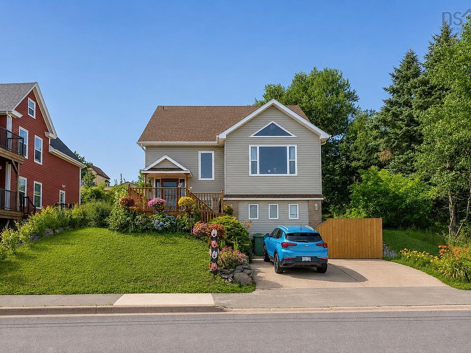 1st image of 488 Purves St