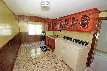 5th image of 1175 Oak Ave