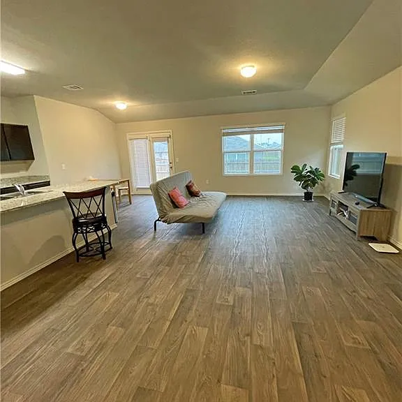 5825 Shanjia Dr — Photo 12