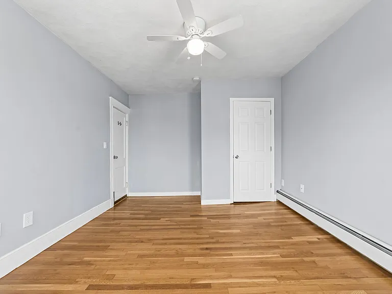 516 Washington St #2 — Photo 11