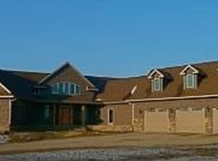 3299 15th St SW, Willmar, MN 56201