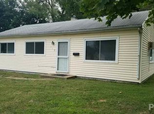 119 Radisson Rd, Marquette Heights, IL 61554