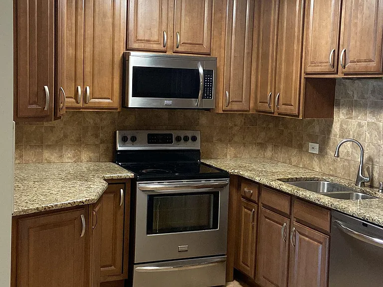 6181 Knollwood Dr #204 — Photo 7