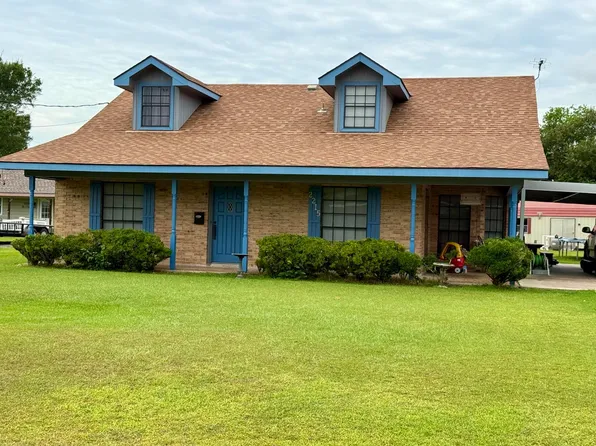 2215 McCloud St, Westlake, LA 70669