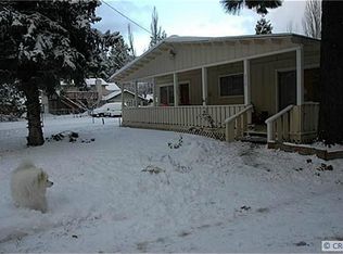 912 Greenway Dr, Big Bear City, CA 92314