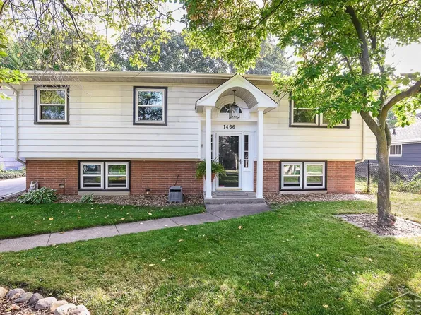 1466 Wilson Ave, Saginaw, MI 48638