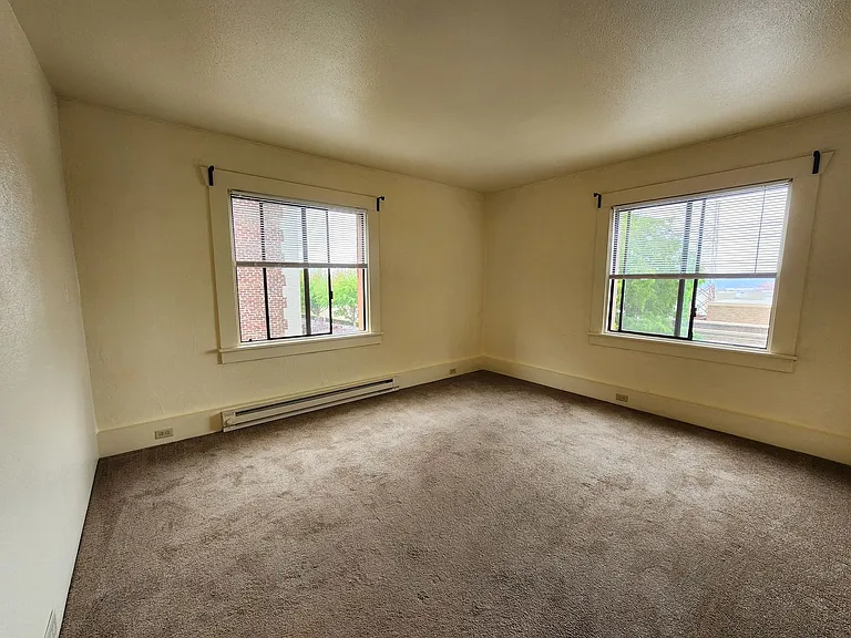 Florence Apartments — Photo 5