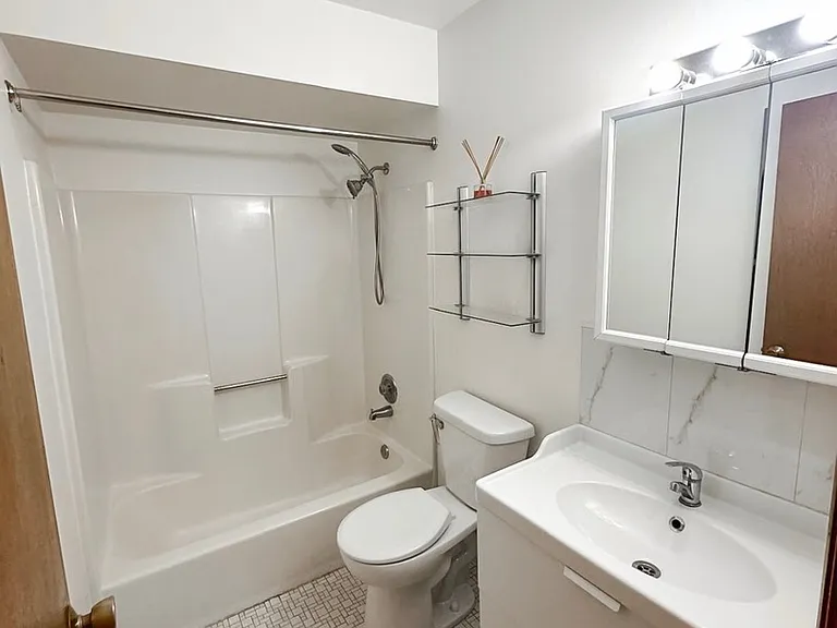 4627 Eberly Ave #2S — Photo 7