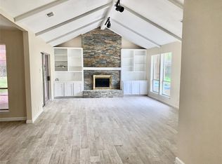 8014 Hurst Forest Dr, Humble, TX 77346