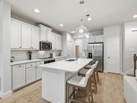 3rd image of 6132 Bursey Rd