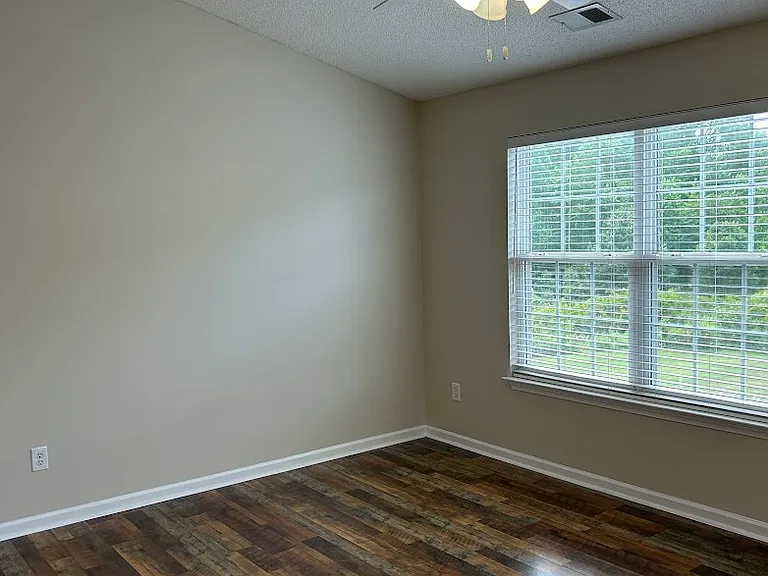 220 Nimbus Ct — Photo 17