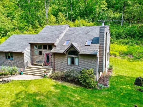 22 Hissim Rd, Hope Twp., NJ 07838