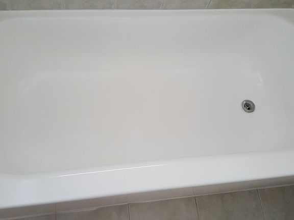 4th image of 4631 SW 25th Ave