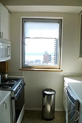 Rented by Bellmarc Realty | media 25